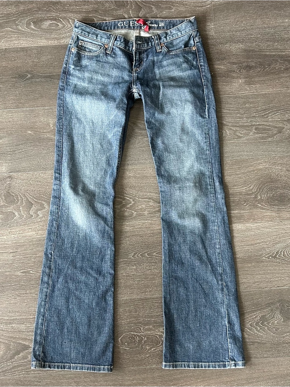 Low Rise Guess Jeans - Picture 3 of 5